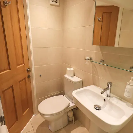 Tatil Evi Stones Throw